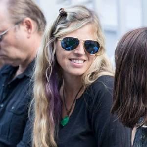 Meet your Posher, Samantha